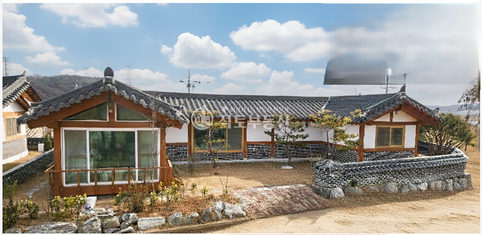경기 화성만세구 장안면 수촌리 #장안면 한옥 #방3·욕실2#도시가스#넓은 잔디마당#향남생활권 매매 매물번호 10683 사진 1