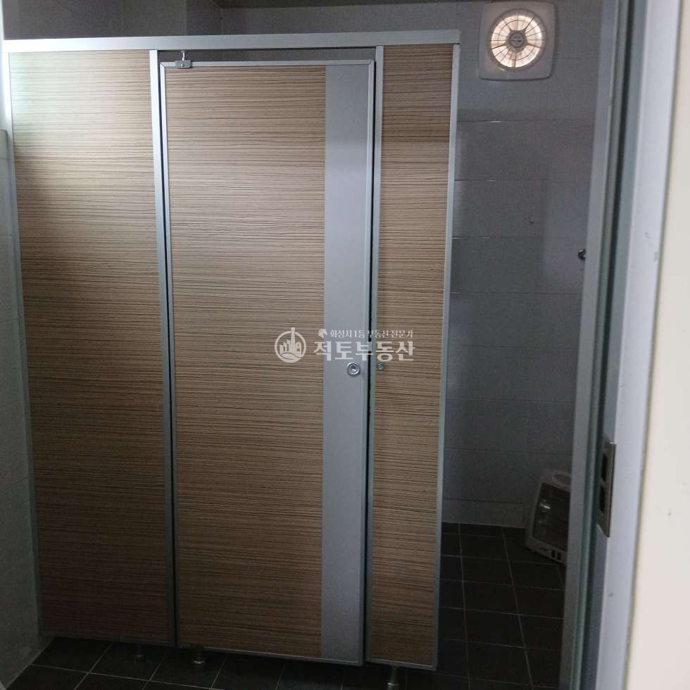 경기 화성만세구 팔탄면 1동 #98평 #공장임대 #넓은 공동마당 #내부사무실 월세 매물번호 10172 사진 6