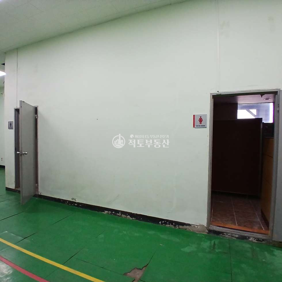 경기 화성만세구 양감면 #대지 8967평 #준클린룸공장매매 #넓은단독마당 #고전력 매매 매물번호 10296 사진 15