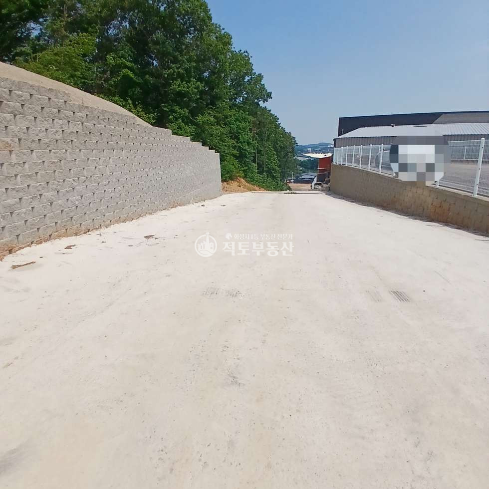 경기 화성만세구 장안면 수촌리 1동 #대지 1119평 #381평공장매매 #신축첫입주 #넓은단독마당 매매 매물번호 10401 사진 15