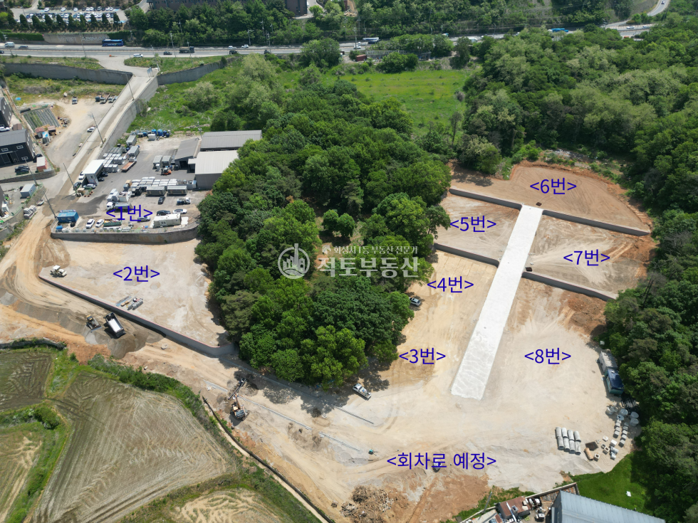 경기 화성만세구 팔탄면 율암리 #율암리 공장부지매매 # 39번국도인접 매매 매물번호 10371 사진 1