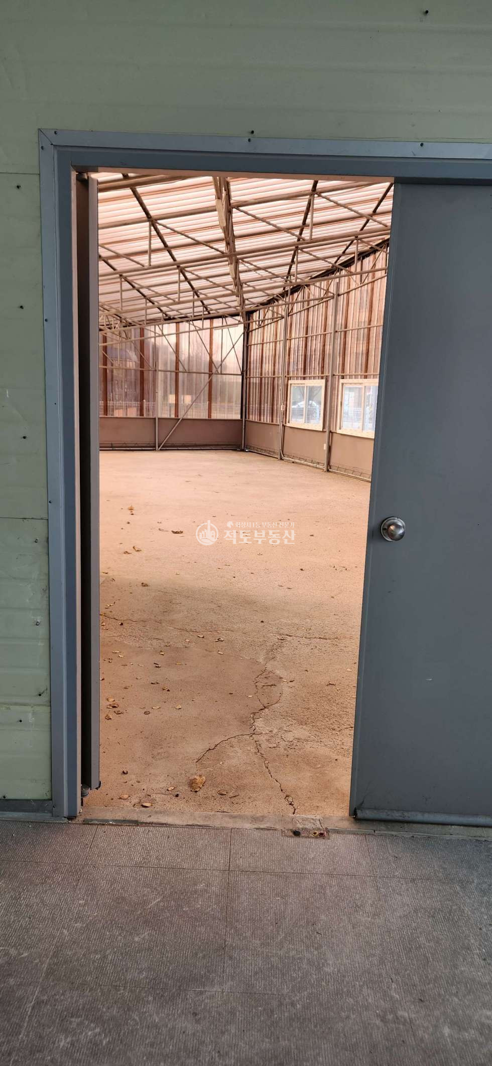 경기 화성만세구 장안면 어은리 [장안면 핵심교차로] 가시성 최상! 2종근생 단독건물 매매｜30억 매매 매물번호 10159 사진 6